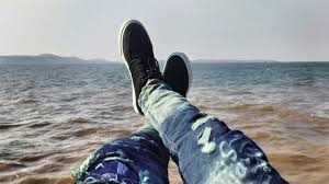 The Ultimate Guide to Beach Shoes for Men: Finding the Perfect Pair for Sand, Surf, and Style