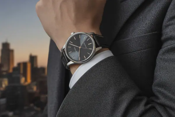 How to Choose and Style the Perfect Watch: A Men’s Fashion Guide
